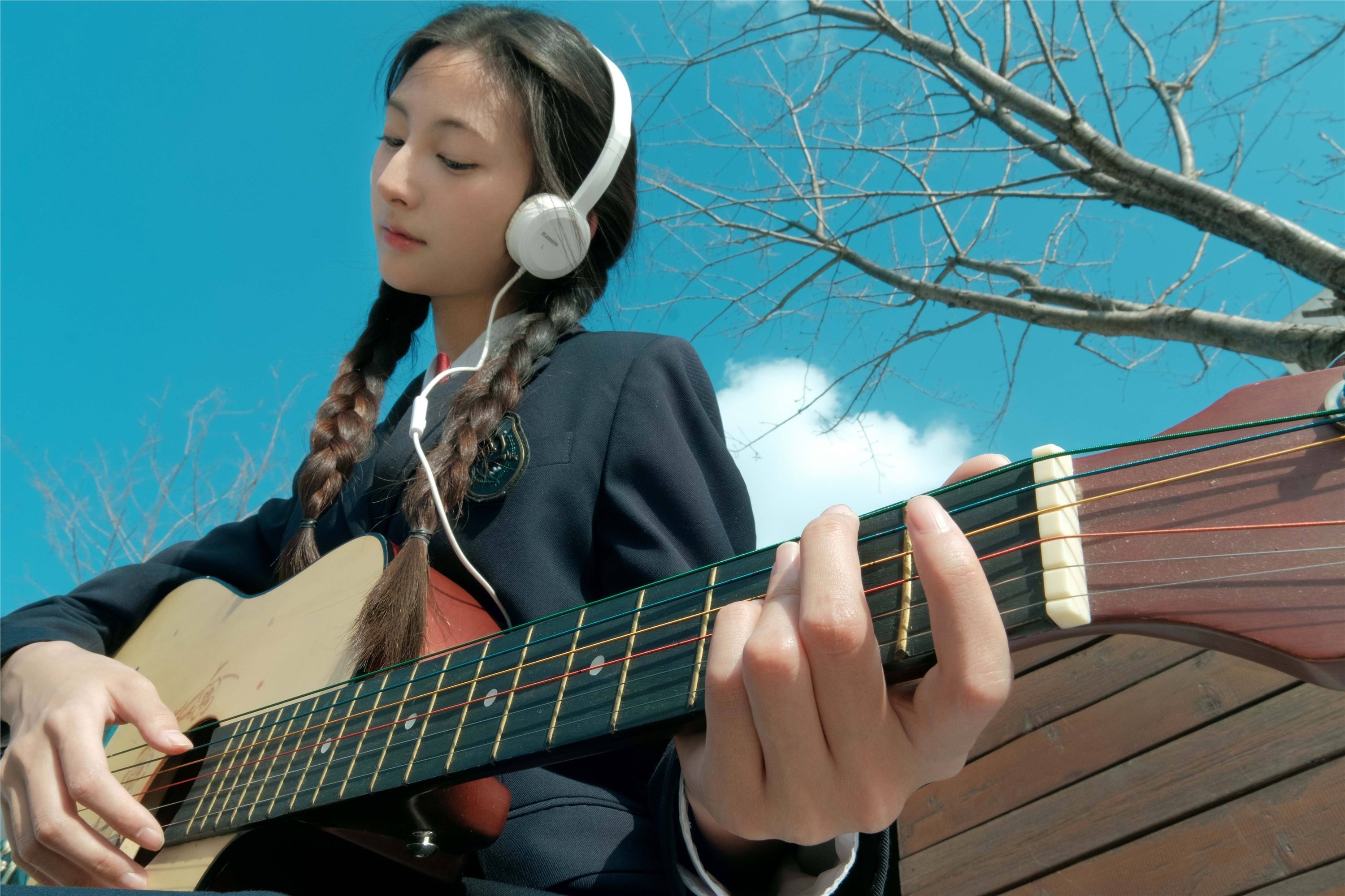 YITUYU艺图语 2025.01.22 与蓝天同频 小米香猪八宝粥